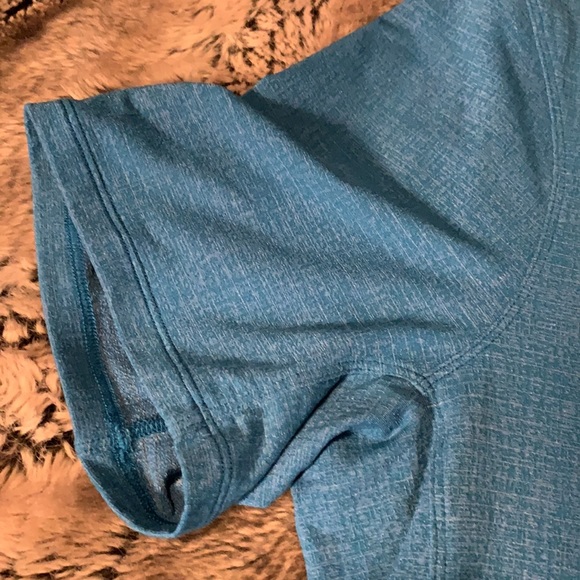Lululemon Blue Shirt - Picture 3 of 5